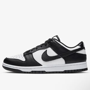 NIKE Womens panda low dunks
